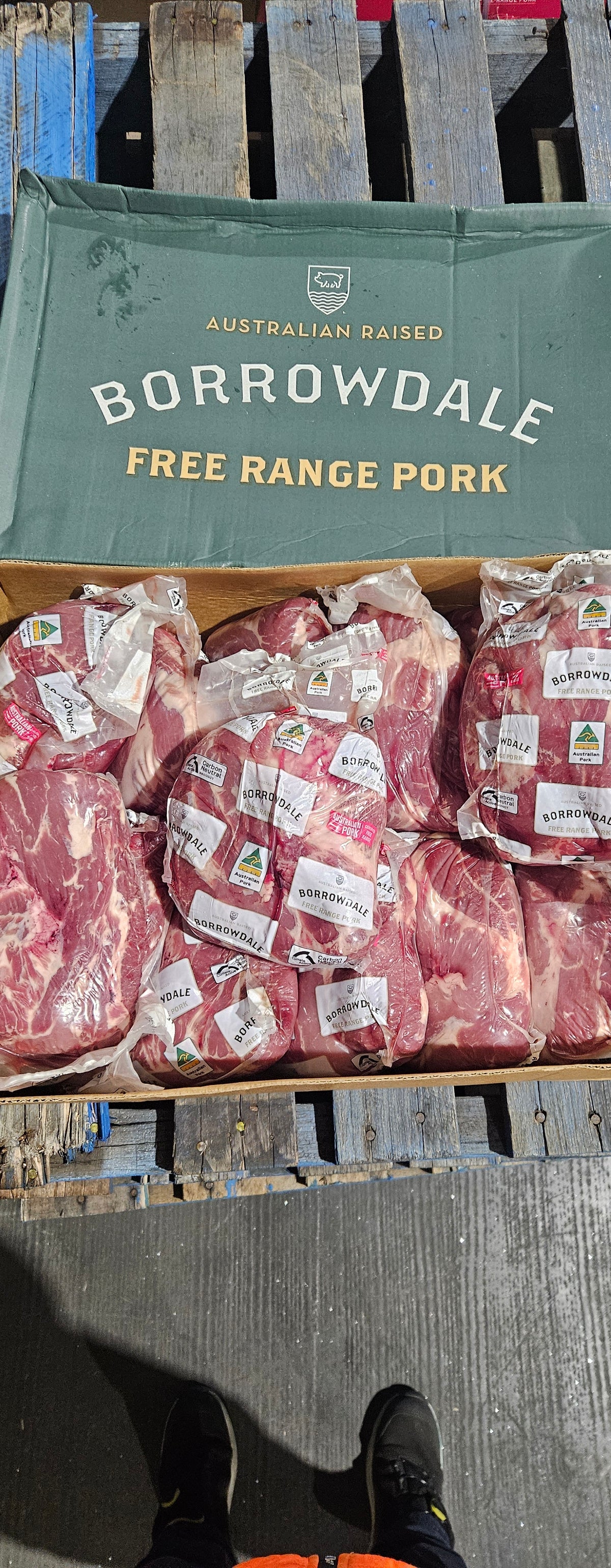 X1 BOX BORROWDALE PORK COLLAR BUTT IW/VAC